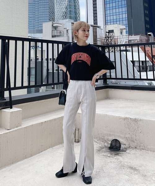 PAGEBOY（ページボーイ）の「ショートカレッジTシャツ（Tシャツ/カットソー・レディース・ブラック/オフホワイト/イエロー/グレイッシュベージュ・FREE）」の15枚目の写真