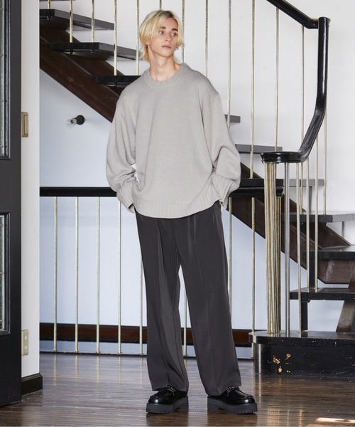 Loose/ルース（ルース）の「オーバースリット クルーネックニット（ニット/セーター・メンズ・チャコールグレー/ライトグレー/ブルーグレー/グレイッシュベージュ・S/M/L）」の10枚目の写真