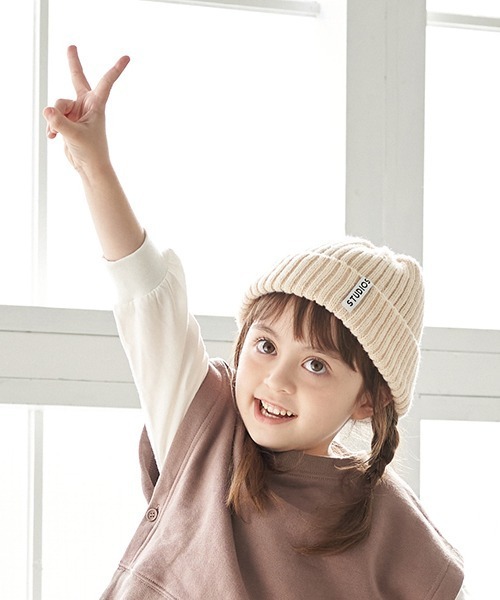 b・ROOM（ビールーム）の「タグつきニット帽（ニットキャップ/ビーニー・キッズ・モスグリーン/ブルー/トップグレー/ベージュ/アイボリー・M/S）」の16枚目の写真