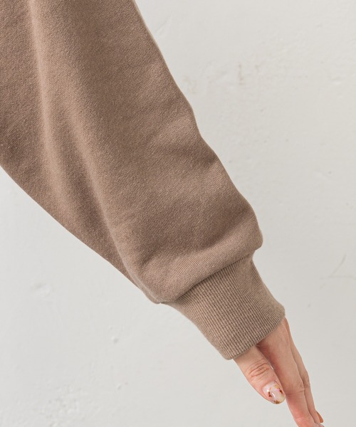 prose verse（プロズヴェール）の「バックメッセージプリント裏毛プルオーバー（スウェット・レディース・ブラック/アイボリー/モカ・MEDIUM）」の19枚目の写真