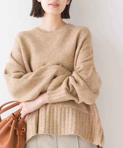 OMNES(オムネス)の「シャギービッグポケットプルオーパーニット(ニット/セーター・レディース・ベージュ/グレー/サックスブルー/オレンジ・FREE)」の4枚目の写真