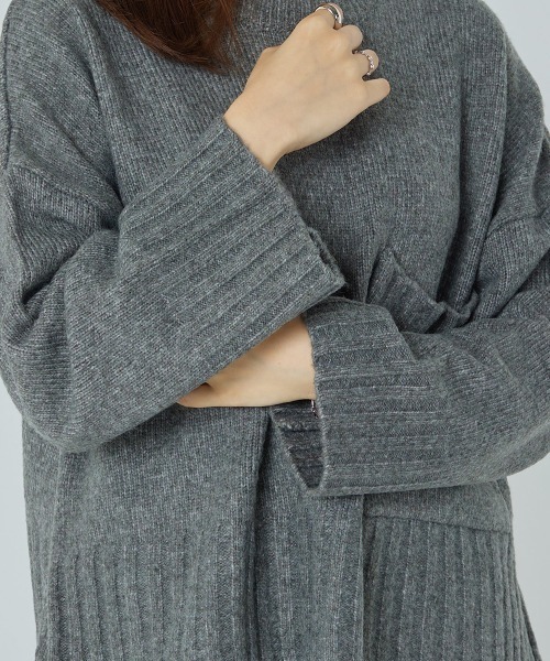 OMNES(オムネス)の「シャギービッグポケットプルオーパーニット(ニット/セーター・レディース・ベージュ/グレー/サックスブルー/オレンジ・FREE)」の9枚目の写真