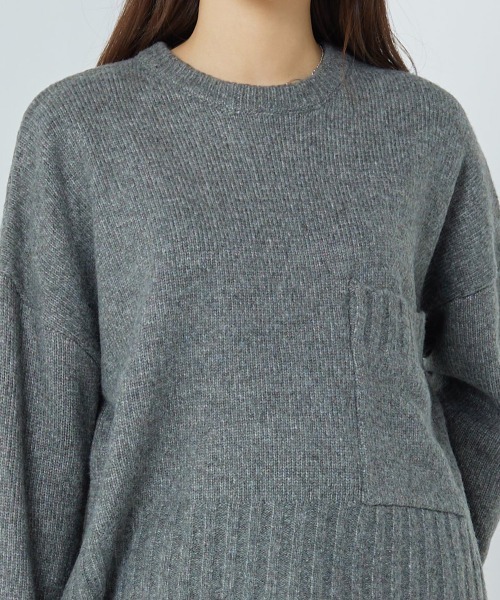 OMNES(オムネス)の「シャギービッグポケットプルオーパーニット(ニット/セーター・レディース・ベージュ/グレー/サックスブルー/オレンジ・FREE)」の5枚目の写真