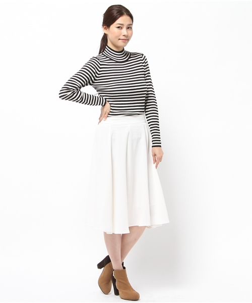 La TOTALITE(ラトータリテ)の「リブハイネックプルオーバー。(ニット/セーター・レディース・ホワイト/ネイビー/マルチ・FREE)」の10枚目の写真