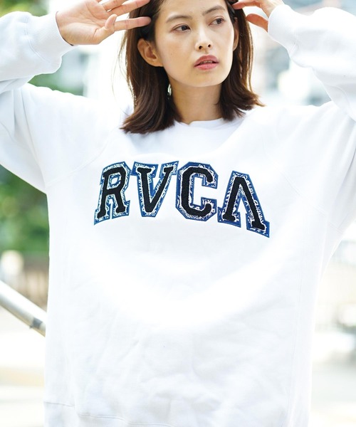 RVCA(ルーカ)の「RVCA メンズ HAV RVCA CR トレーナー【2021年秋冬モデル】/ルーカスウェットトレーナー(スウェット・メンズ・ホワイト/ブラック/パープル/モスグリーン/ホワイト系その他/ブラック系その他・SMALL/MEDIUM/LARGE/X-LARGE)」の2枚目の写真