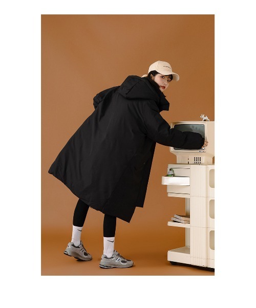 yuue' ( wear )（ユーイ）の「オーバーサイズ ビッグシルエット ダウンジャケットコート（ダウンジャケット/コート・レディース・ブラック/ベージュ/ダークグレー・MEDIUM/LARGE/X-LARGE/SMALL）」の15枚目の写真