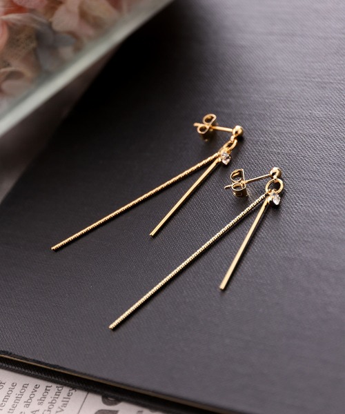 Manon's Selection（マノンズセレクション）の「1粒ストーンダブルラインピアス（ピアス（両耳用）・レディース・シルバー/ゴールド・ONE SIZE）」の8枚目の写真