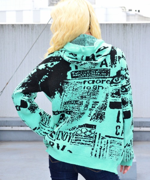 babyShoop(ベイビーシュープ)の「ニュースペーパー柄 ニットプルオーバー(ニット/セーター・レディース・ホワイト/パープル/グリーン・FREE)」の5枚目の写真