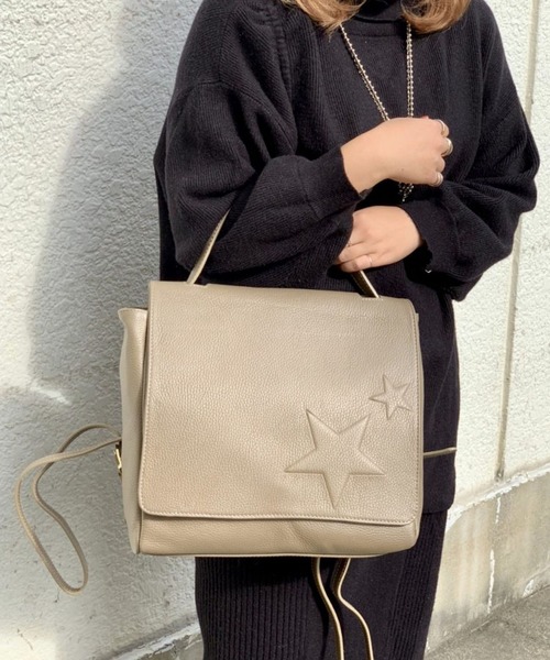 Scrap Book(スクラップブック)の「【MY BEST BAG】エンボスフラップリュック(バックパック/リュック・レディース・ブラック/ベージュ・FREE)」の19枚目の写真