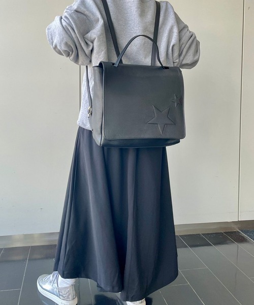 Scrap Book(スクラップブック)の「【MY BEST BAG】エンボスフラップリュック(バックパック/リュック・レディース・ブラック/ベージュ・FREE)」の8枚目の写真