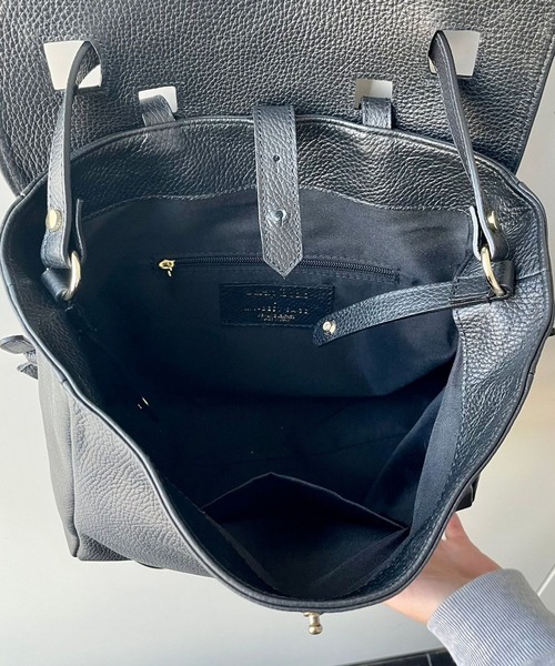 Scrap Book(スクラップブック)の「【MY BEST BAG】エンボスフラップリュック(バックパック/リュック・レディース・ブラック/ベージュ・FREE)」の11枚目の写真