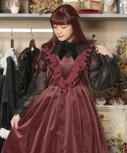 アクシーズファム　ナポレオン　パフスリーブ　ニット　バレエコア　y2k平成ギャル axes femme（アクシーズファム）の「レーシー2段パフ袖ブラウス