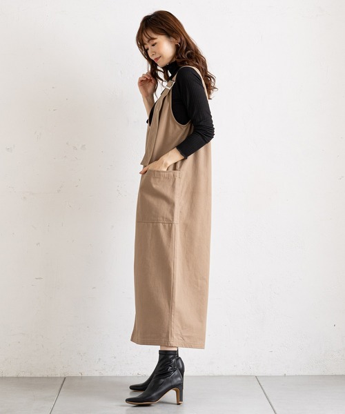 prose verse（プロズヴェール）の「（WEB限定）ツイルアウトポケットジャンスカ（ジャンパースカート・レディース・ブラック/ベージュ・MEDIUM/LARGE）」の10枚目の写真