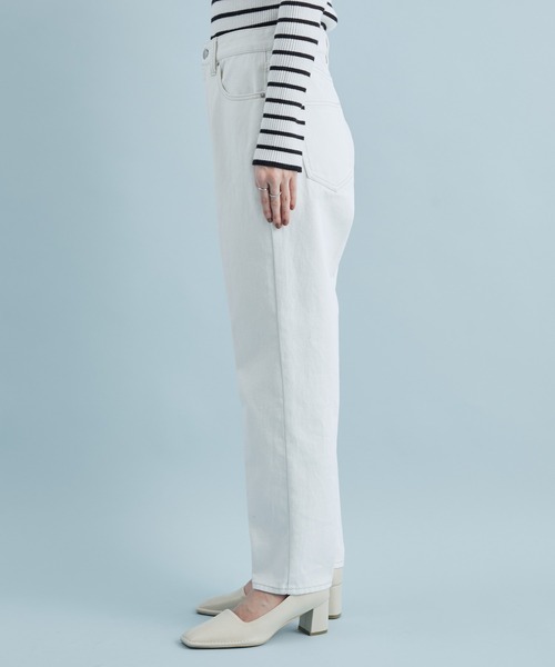 VIS（ビス）の「【ORGABITS(R)】テーパードデニムパンツ【sustainable】（デニムパンツ・レディース・オフホワイト/ブルー系その他4・S/M/L）」の17枚目の写真