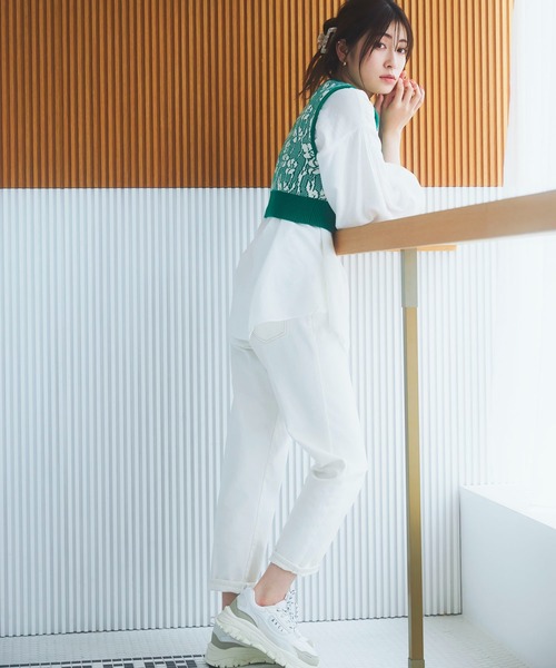 VIS（ビス）の「【ORGABITS(R)】テーパードデニムパンツ【sustainable】（デニムパンツ・レディース・オフホワイト/ブルー系その他4・S/M/L）」の18枚目の写真