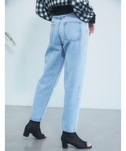 VIS（ビス）の「【ORGABITS(R)】テーパードデニムパンツ【sustainable】（デニムパンツ・レディース・オフホワイト/ブルー系その他4・S/M/L）」の19枚目の写真