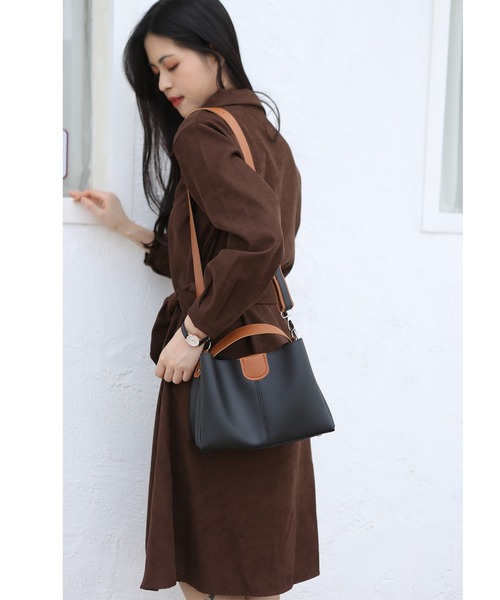 MAISON DE THERESE(メゾン ド テレーズ)の「フレンチVネックワンピース(ワンピース・レディース・ブラック/ブラウン・LARGE/MEDIUM)」の3枚目の写真