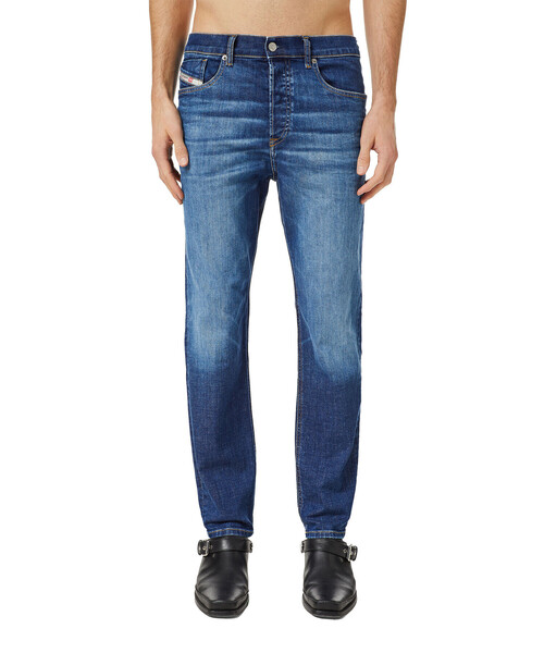 Diesel Ss22 メンズ Ss22 デニム インディゴブルー サステナブル デニムパンツ メンズ Diesel ディーゼル のファッション Diesel ディーゼル のデニムパンツ Diesel テーパード