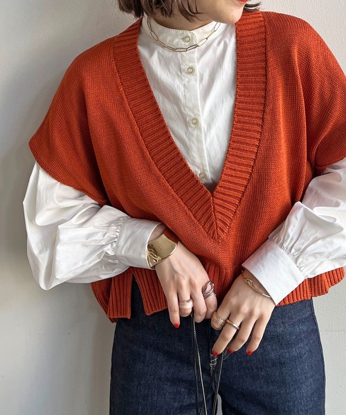 DISCOAT（ディスコート）の「【WEB限定】深Vニットベスト（ベスト・レディース・ブラック/グリーン/ホワイト系その他/ブラウン・FREE）」の3枚目の写真