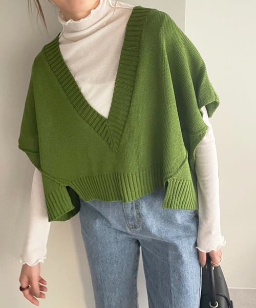 DISCOAT（ディスコート）の「【WEB限定】深Vニットベスト（ベスト・レディース・ブラック/グリーン/ホワイト系その他/ブラウン・FREE）」の4枚目の写真