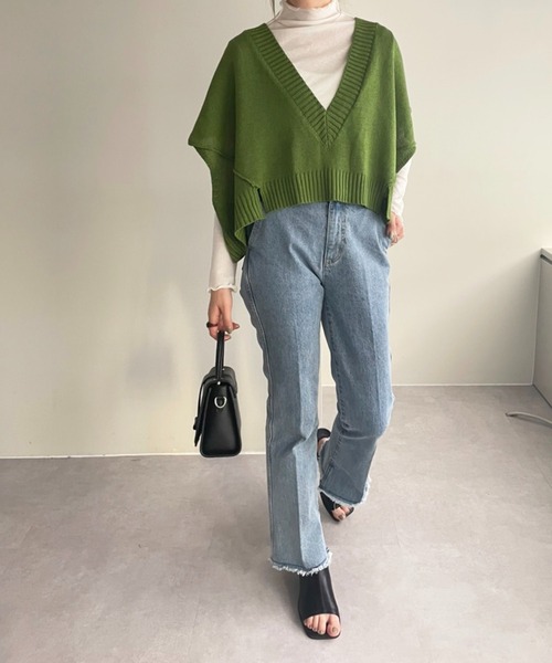 DISCOAT（ディスコート）の「【WEB限定】深Vニットベスト（ベスト・レディース・ブラック/グリーン/ホワイト系その他/ブラウン・FREE）」の7枚目の写真