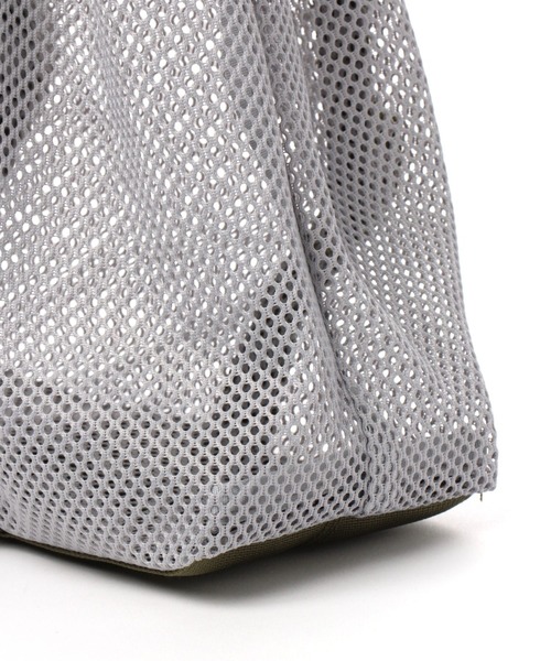 WEEKEND(ER)（ウィークエンダー）の「【WEEKEND(ER)&co.(ウィークエンダー)】メッシュトートバッグ（トートバッグ・レディース・グレー/ブラック・0）」の13枚目の写真