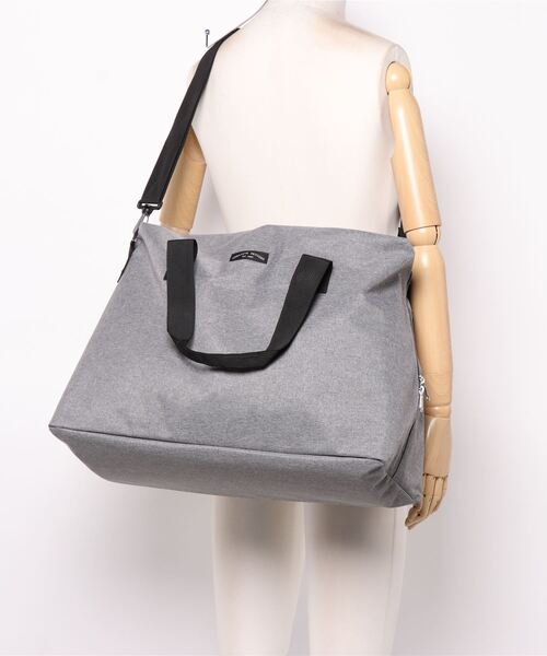 VitaFelice（ヴィータフェリーチェ）の「撥水2wayビッグボストンバッグ トートバッグ（ボストンバッグ・レディース・ベージュ/ブラック/グレー・FREE）」の5枚目の写真