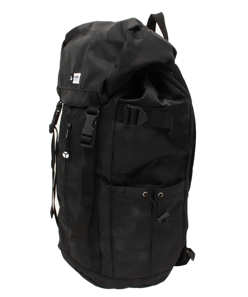 VENCEEXCHANGE(ヴァンスエクスチェンジ)の「YAKPAヤックパックジャガードフラップリュック (バックパック/リュック・メンズ・ブラック/スカイブルー・FREE)」の3枚目の写真