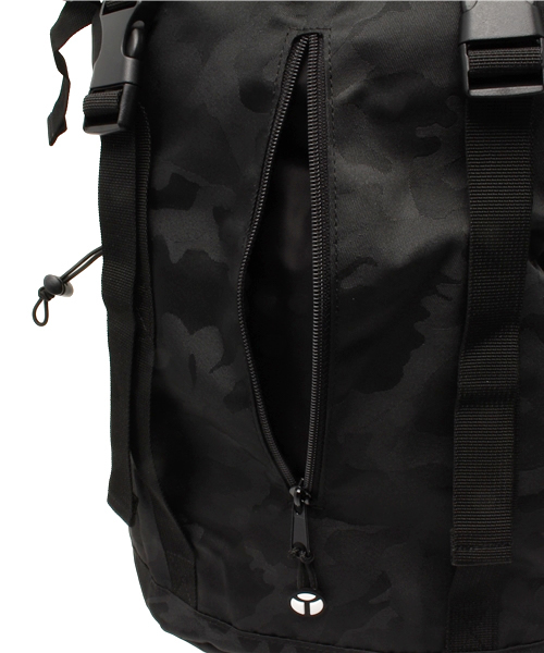 VENCEEXCHANGE(ヴァンスエクスチェンジ)の「YAKPAヤックパックジャガードフラップリュック (バックパック/リュック・メンズ・ブラック/スカイブルー・FREE)」の12枚目の写真