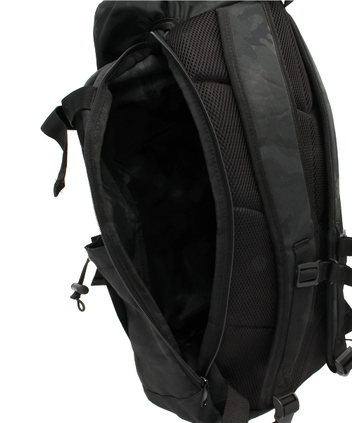 VENCEEXCHANGE(ヴァンスエクスチェンジ)の「YAKPAヤックパックジャガードフラップリュック (バックパック/リュック・メンズ・ブラック/スカイブルー・FREE)」の14枚目の写真