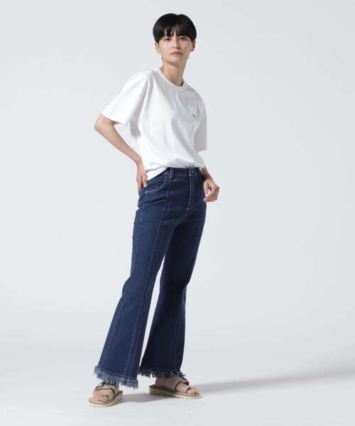 AULA AILA（アウラアイラ）の「AULA AILA/アウラアイラ/FRINGE DENIM PANTS（デニムパンツ・レディース・ブルー・1）」の19枚目の写真