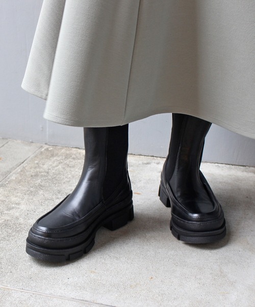REMME（レメ）の「REMME(レメ) サイドゴアブーツ（ブーツ・レディース・ブラック・36/37/38）」の2枚目の写真