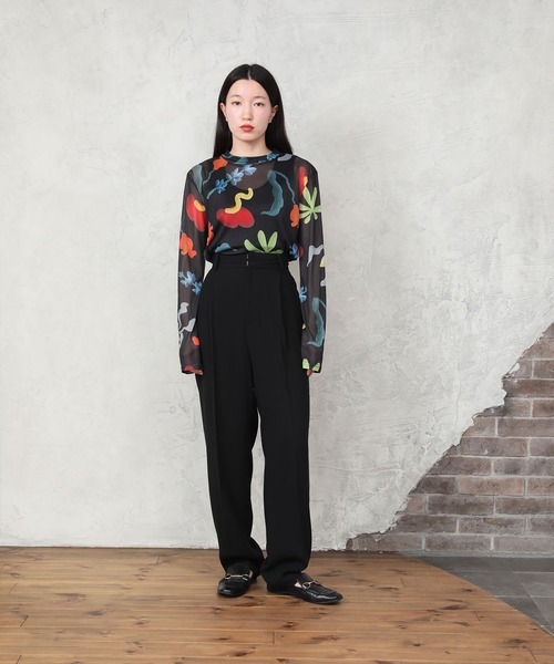 Common Noun（コモン Noun/Flower Kana Akiyama シアートップス（Tシャツ