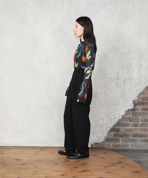 Common Noun（コモン Noun/Flower Kana Akiyama シアートップス（Tシャツ