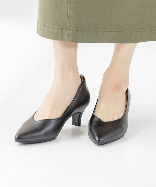 LEPSIM（レプシィム）の「クッションパンプス　295877（パンプス・レディース・ブラック/グレイッシュベージュ・LARGE/MEDIUM/SMALL）」の3枚目の写真