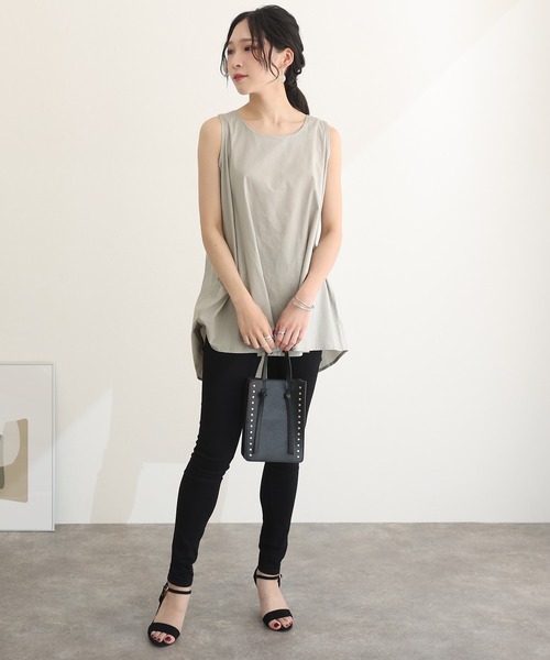 ElegChic(エレグシック)の「ノースリーブチュニック(シャツ/ブラウス・レディース・ブラック/ブルー/オフホワイト/ライトグレー・3L/4L/L/XL/M)」の12枚目の写真