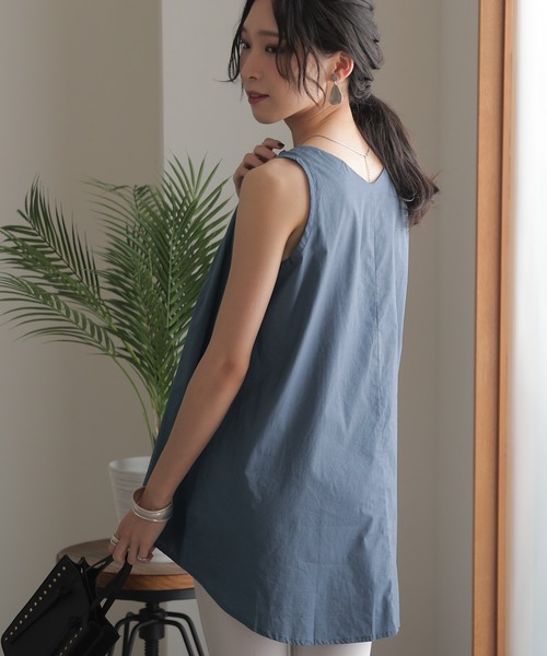 ElegChic(エレグシック)の「ノースリーブチュニック(シャツ/ブラウス・レディース・ブラック/ブルー/オフホワイト/ライトグレー・3L/4L/L/XL/M)」の19枚目の写真