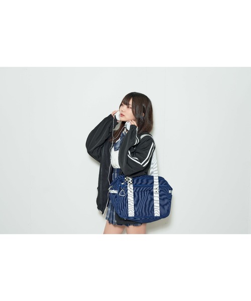 WEGO(ウィゴー)の「WEGO/ラインフード付キパーカー(パーカー・レディース・ブラック・FREE)」の2枚目の写真