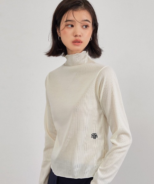 muahmuah(ムーアムーア)の「A'GEM/9 × .kom『muah muah/ムーアムーア』RUFFLE GOLGI TURTLENECK T-SHIRT/ラッフル タートルネックロングスリーブカットソー(Tシャツ/カットソー・レディース・チャコールグレー/ライトブルー/ブラック/アイボリー・FREE)」の2枚目の写真