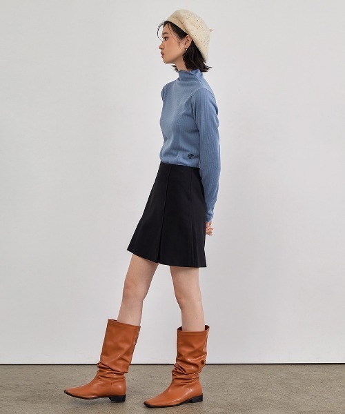 muahmuah(ムーアムーア)の「A'GEM/9 × .kom『muah muah/ムーアムーア』RUFFLE GOLGI TURTLENECK T-SHIRT/ラッフル タートルネックロングスリーブカットソー(Tシャツ/カットソー・レディース・チャコールグレー/ライトブルー/ブラック/アイボリー・FREE)」の18枚目の写真