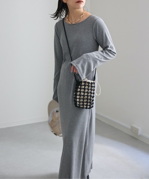 ap retro(アプレトロ)の「フレアスリーブリブワンピース(ワンピース・レディース・ブラック/杢グレー/ブラウン・FREE)」の21枚目の写真