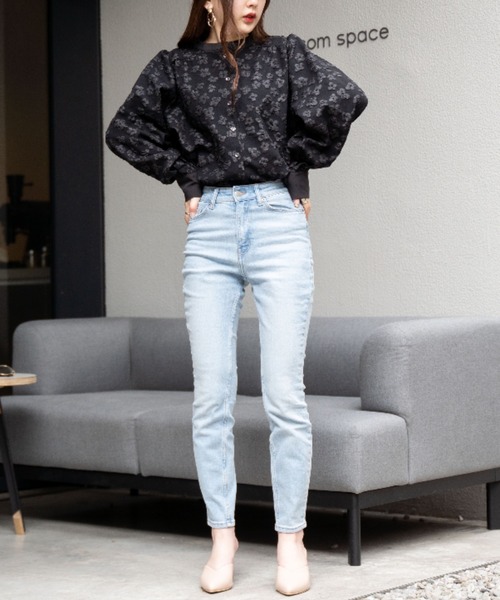 OLUPIC（オルピック）の「OLUPIC/【WEB限定】立体刺繍花柄スタンドネックブラウス（シャツ/ブラウス・レディース・ブラック/ホワイト/ライトベージュ・FREE）」の14枚目の写真