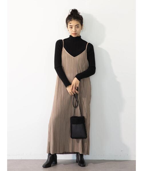 koe(コエ)の「やわもちランダムリブハイネックプルオーバー(ニット/セーター・レディース・ワインレッド/ブラック/ブルー/レッド/マスタード/オフホワイト/グリーン系その他3/サーモンピンク・FREE)」の19枚目の写真