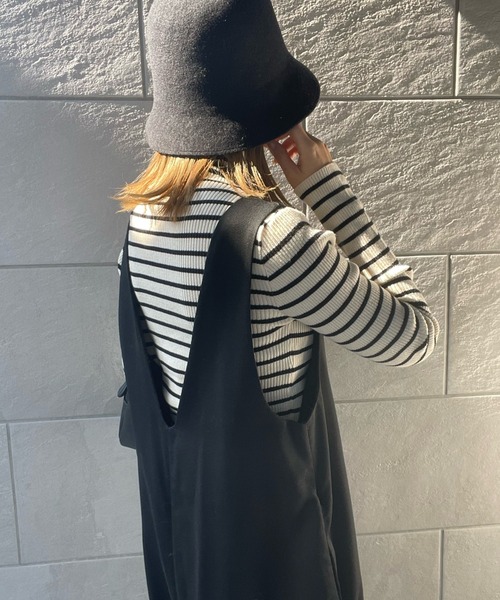 y/m by misato（イムバイミサト）の「袖ボタンハイネックニットトップス（ニット/セーター・レディース・ブラック系その他2/ブラック/ブルー/ピンク/アイボリー・FREE）」の4枚目の写真