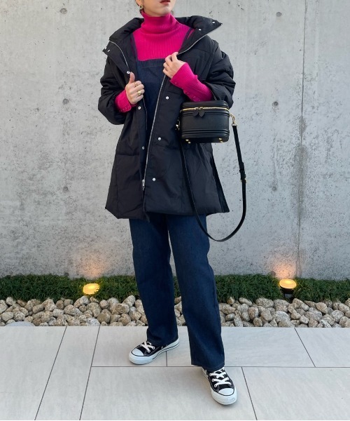 y/m by misato（イムバイミサト）の「袖ボタンハイネックニットトップス（ニット/セーター・レディース・ブラック系その他2/ブラック/ブルー/ピンク/アイボリー・FREE）」の16枚目の写真