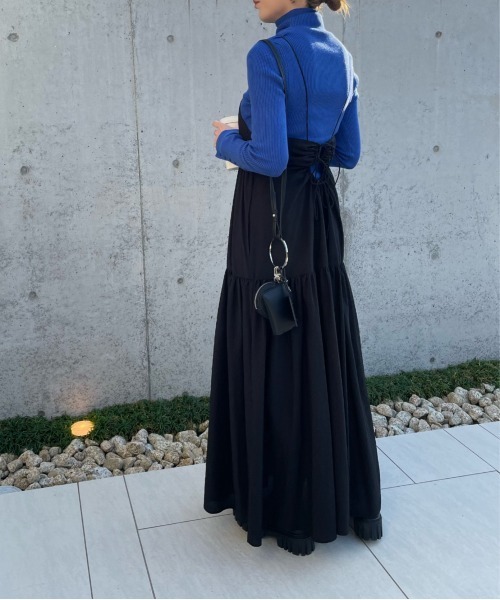 y/m by misato（イムバイミサト）の「袖ボタンハイネックニットトップス（ニット/セーター・レディース・ブラック系その他2/ブラック/ブルー/ピンク/アイボリー・FREE）」の9枚目の写真