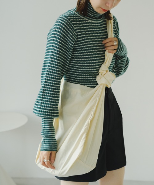 Kastane（カスタネ）の「ウール混ボーダーリブハイネックニット（ニット/セーター・レディース・グリーン/アイボリー/サックスブルー・FREE）」の22枚目の写真