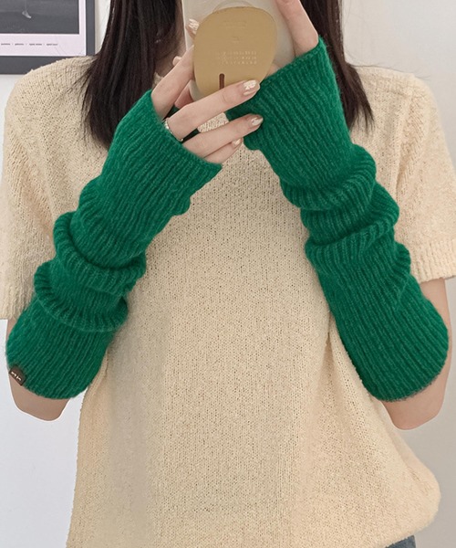 Felt-Maglietta（フェルトマリエッタ）の「バイカラーリブアームウォーマー（アームカバー・レディース・ブルー/グレー/ネイビー/グリーン/ホワイト/キャメル/ブラック・FREE）」の4枚目の写真