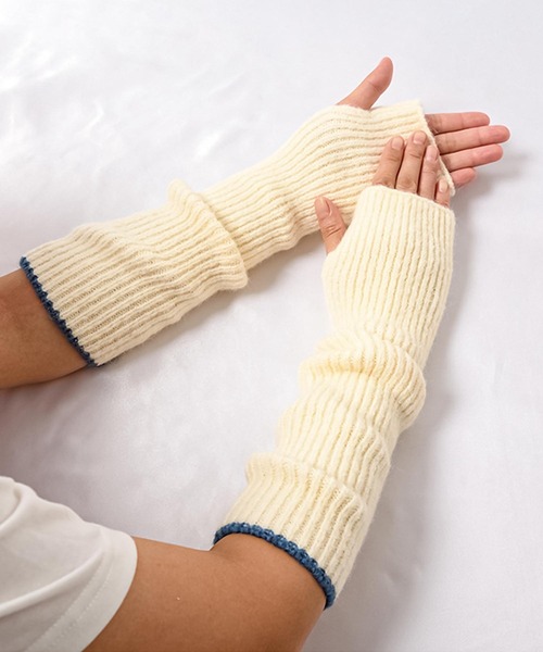 Felt-Maglietta（フェルトマリエッタ）の「バイカラーリブアームウォーマー（アームカバー・レディース・ブルー/グレー/ネイビー/グリーン/ホワイト/キャメル/ブラック・FREE）」の12枚目の写真