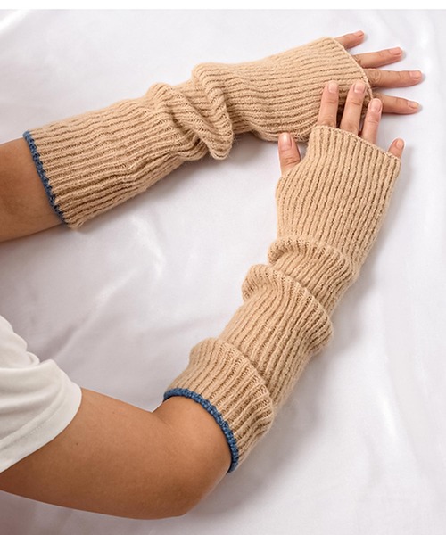 Felt-Maglietta（フェルトマリエッタ）の「バイカラーリブアームウォーマー（アームカバー・レディース・ブルー/グレー/ネイビー/グリーン/ホワイト/キャメル/ブラック・FREE）」の20枚目の写真